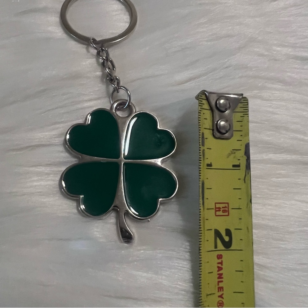 four leaf keychain - Picture 5 of 5